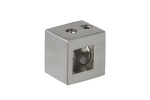 Uchwyt przelotowy 10x10mm/pow. płaska (szlif) AISI 304